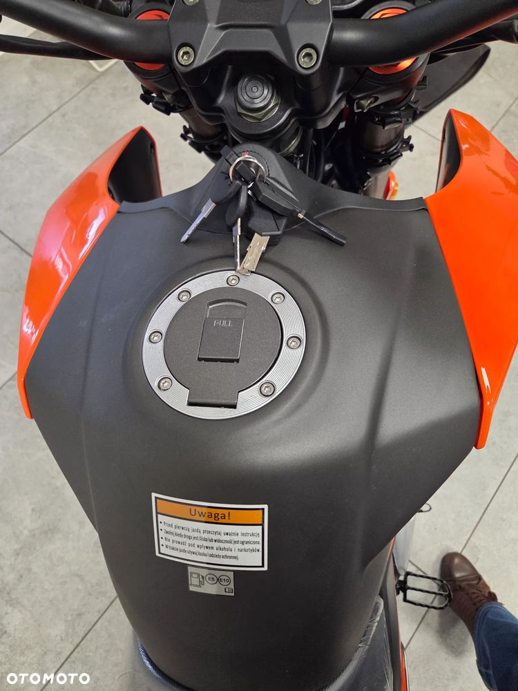Barton Hyper - 11
