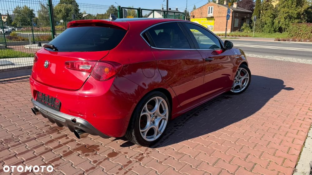 Alfa Romeo Giulietta - 8
