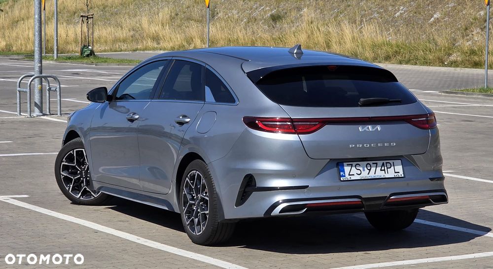 Kia ProCeed - 7