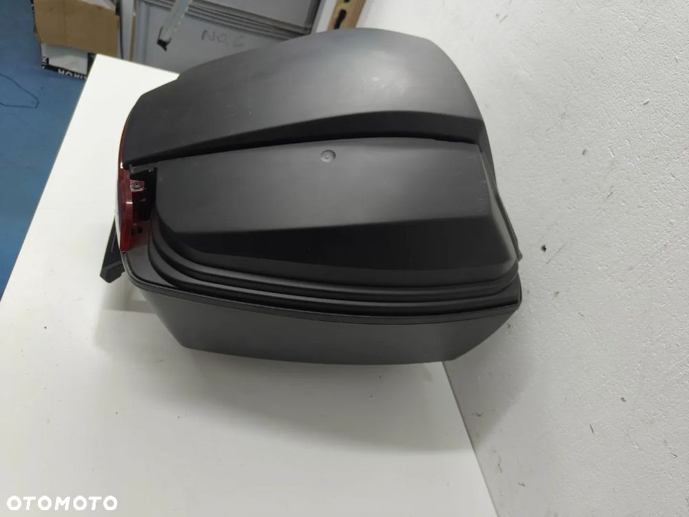 Kufer Centralny BMW C 600 SPORT  35 Litrów - 2