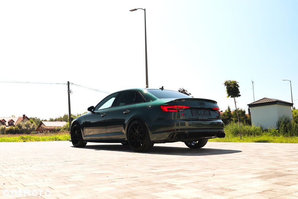 Audi S4 Limousine - 4