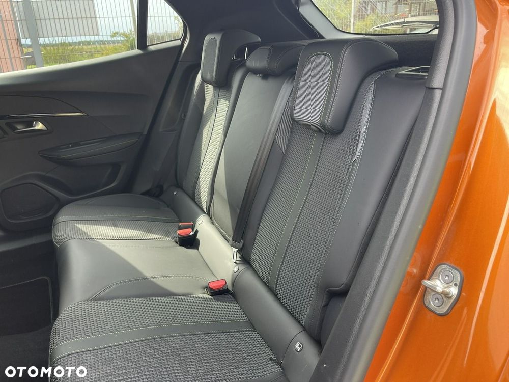 Peugeot 2008 1.2 PureTech GT S&S EAT8 - 15