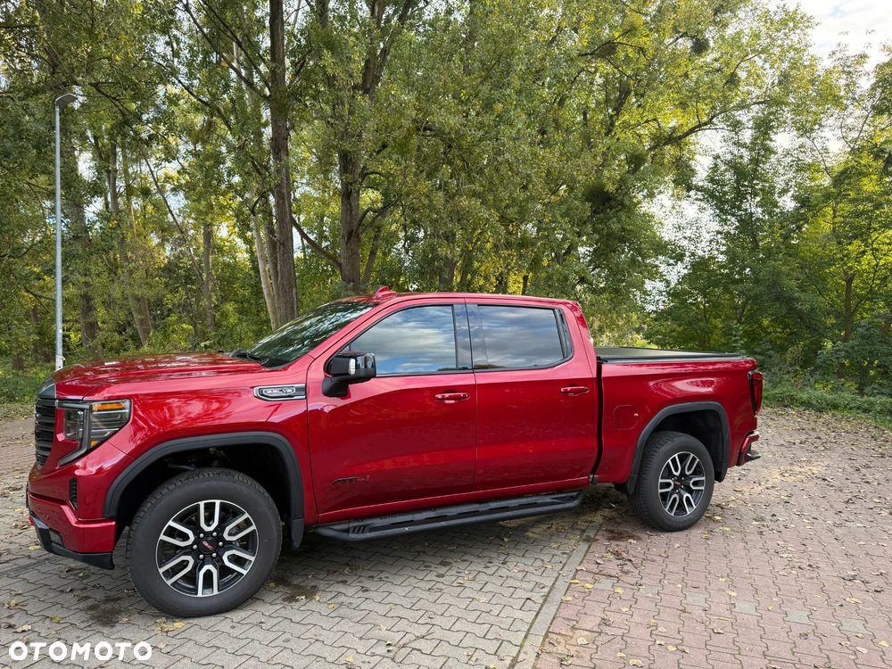 GMC Sierra - 8