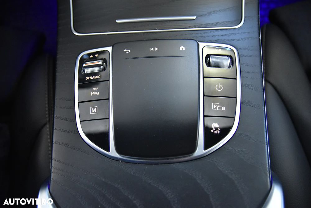 Mercedes-Benz GLC Coupe 300 e 4MATIC - 18