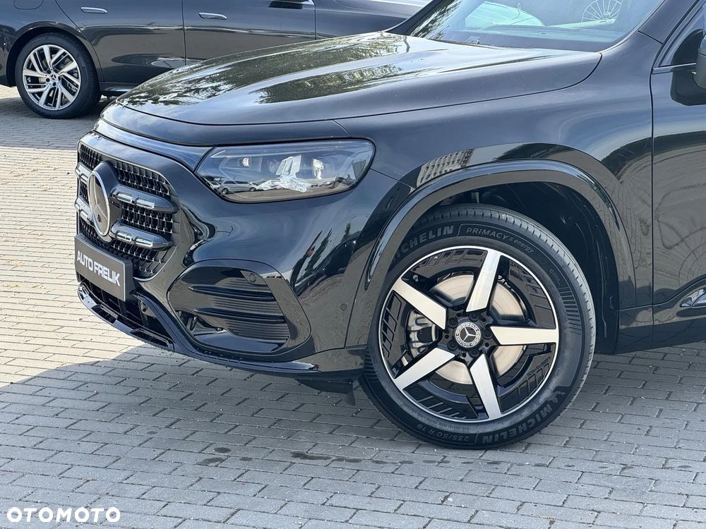 Mercedes-Benz GLB 200 mHEV 8G-eDCT - 12
