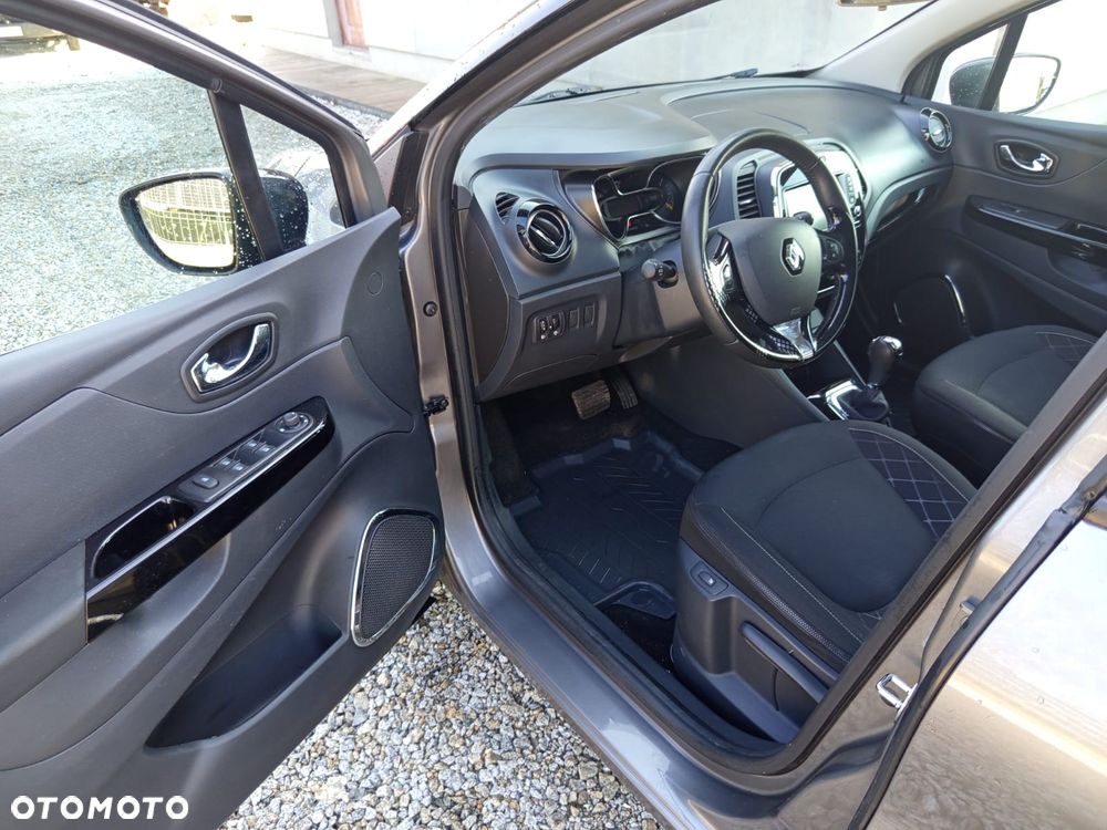 Renault Captur TCe 120 EDC Helly Hansen - 12