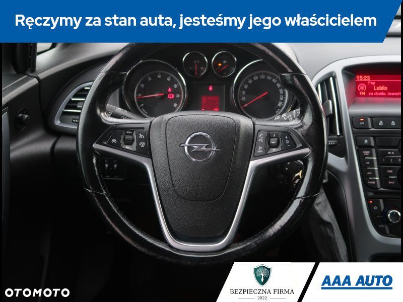 Opel Astra - 16