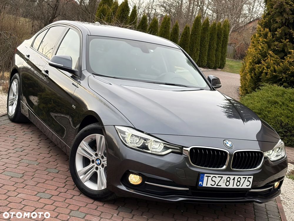 BMW Seria 3 318d Sport Line - 10