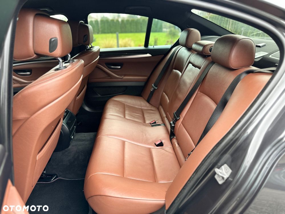 BMW Seria 5 520d - 20