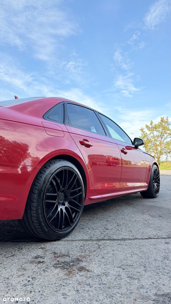 Audi A4 Limousine - 13