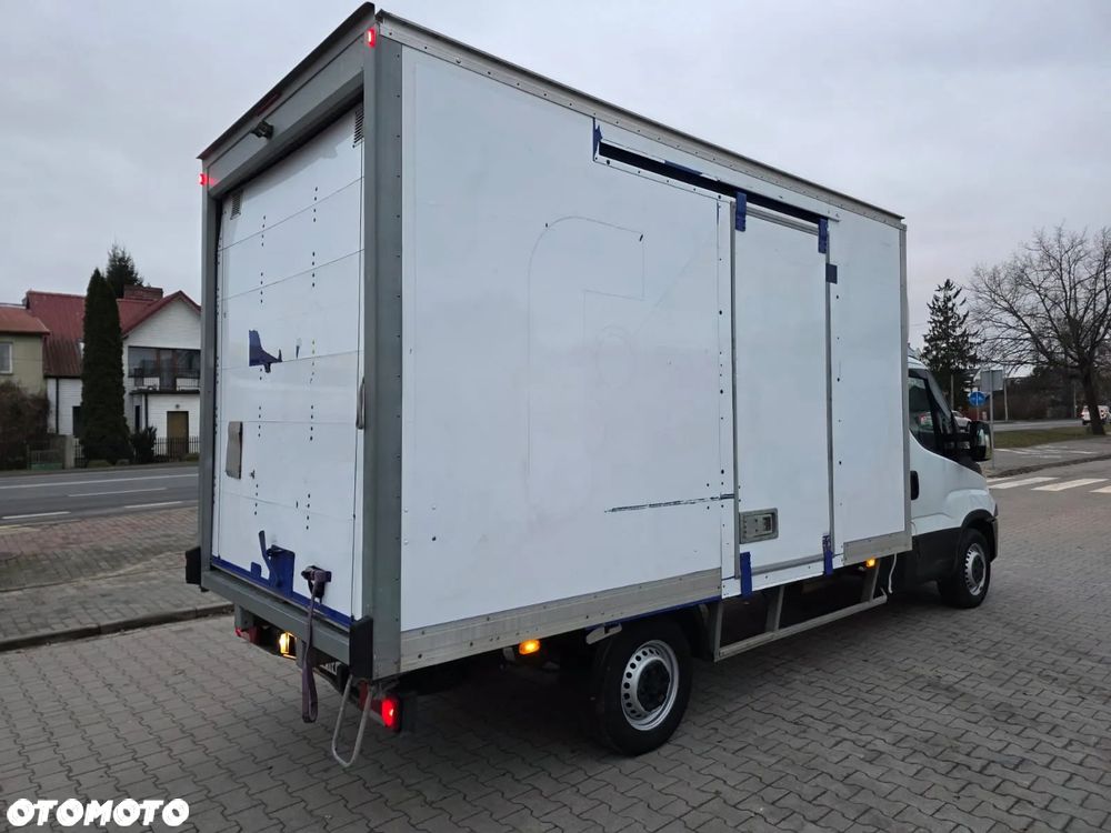 Iveco 35s14 Kontener - 3