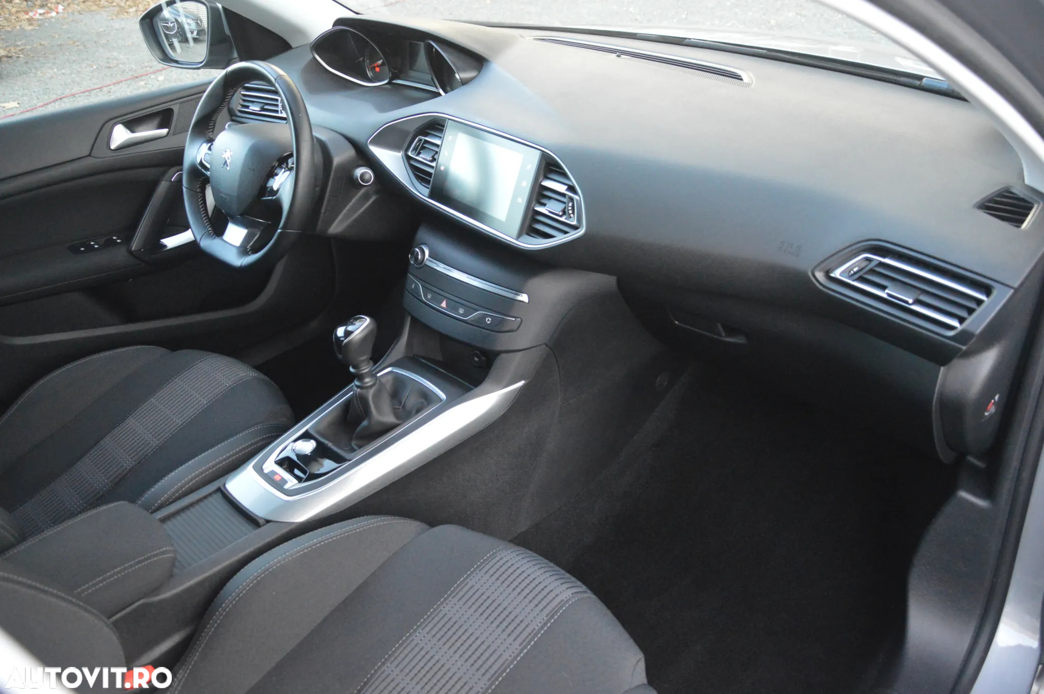 Peugeot 308 - 33