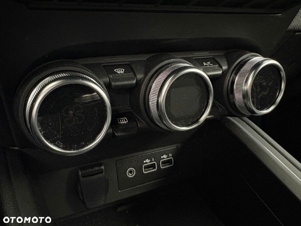 Renault Clio - 14