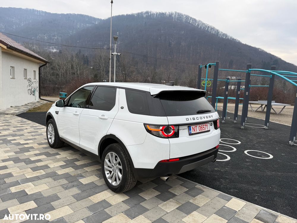 Land Rover Discovery Sport 2.0 l TD4 HSE Luxury Aut. - 4