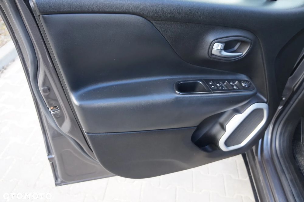 Jeep Renegade 1.4 MultiAir Limited FWD S&S - 18