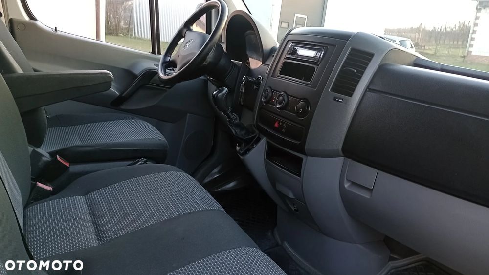 Mercedes-Benz Sprinter - 6