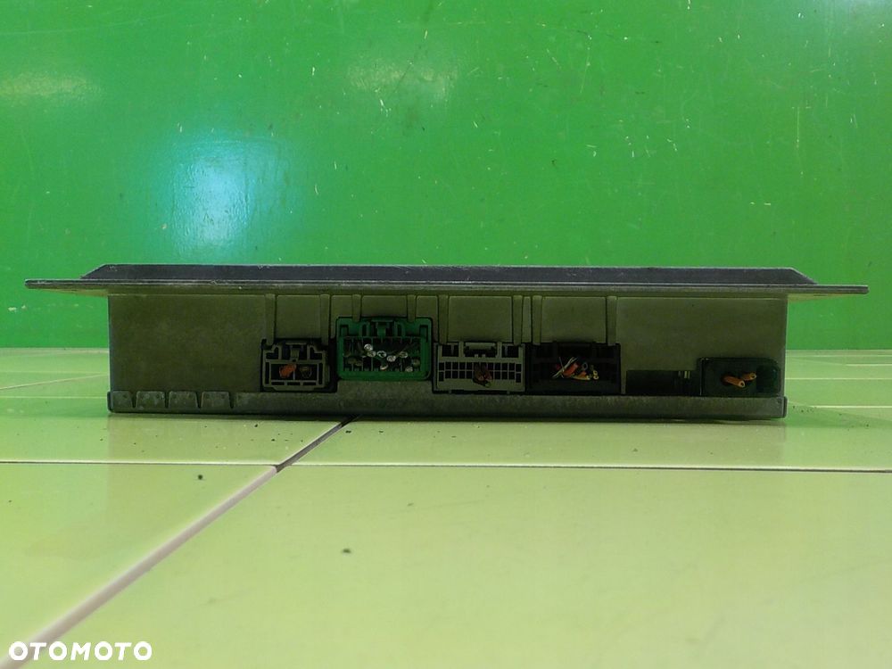 RANGE ROVER SPORT I 2.7 TDV6 05r 5D modul tuner wzmacniacz XQK500095 - 8