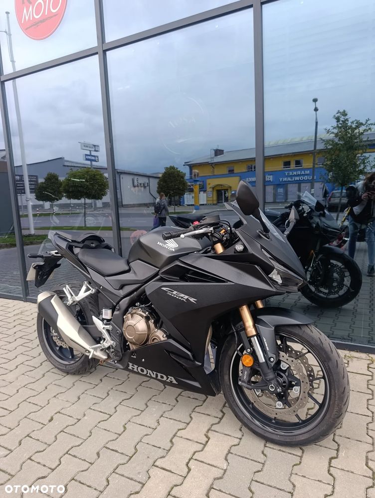 Honda CBR - 9