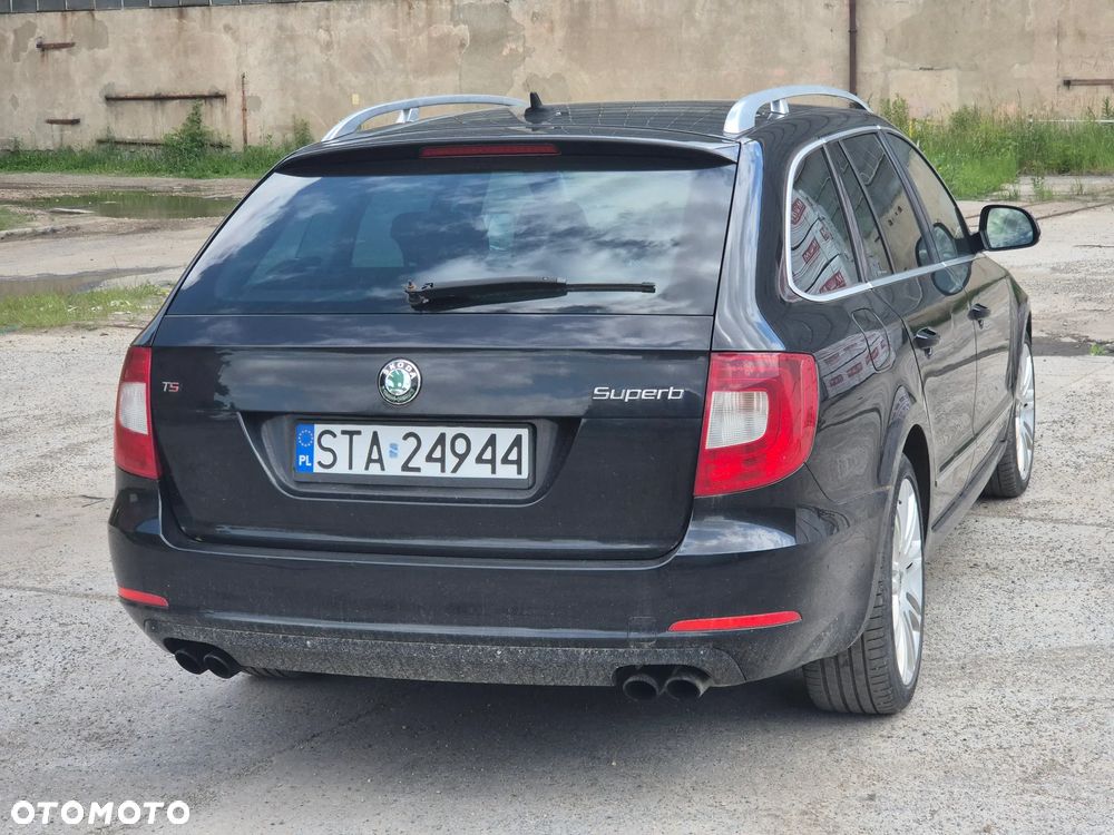 Skoda Superb 2.0 TSI Comfort DSG - 6