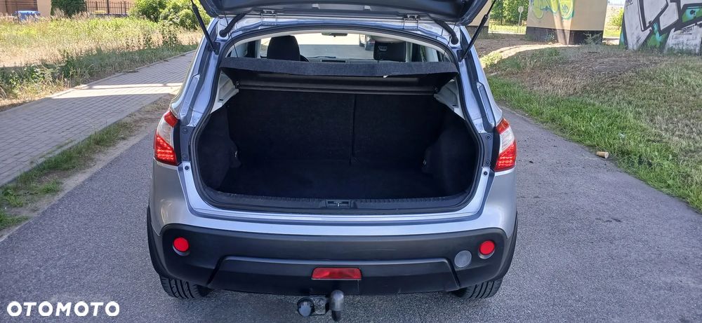 Nissan Qashqai - 11