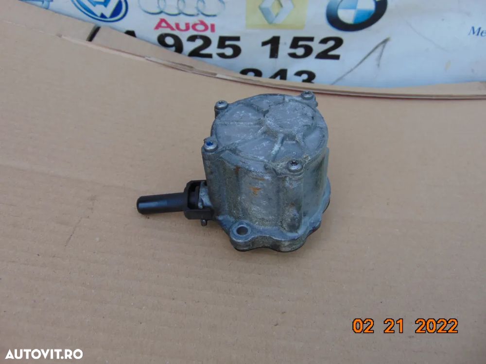 Pompa vacuum Mercedes 2.2 euro 5 w176 w246 w177 w242 w212 w204 vito viano sprinter 2.2 euro 5 - 2