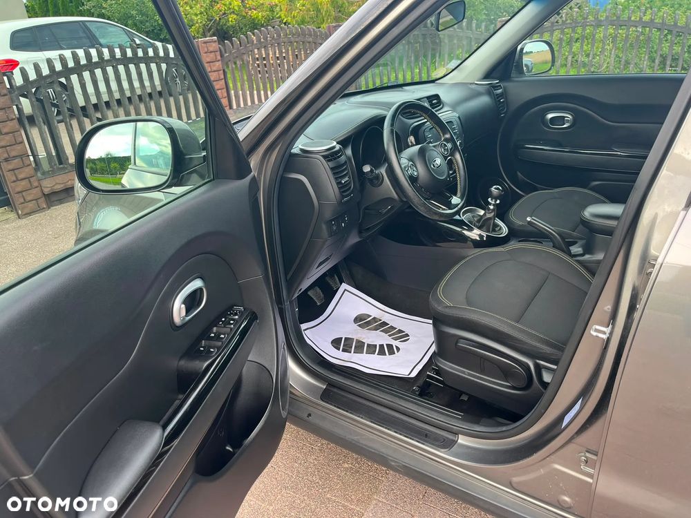 Kia Soul 1.6 CRDI Dream-Team Edition - 13