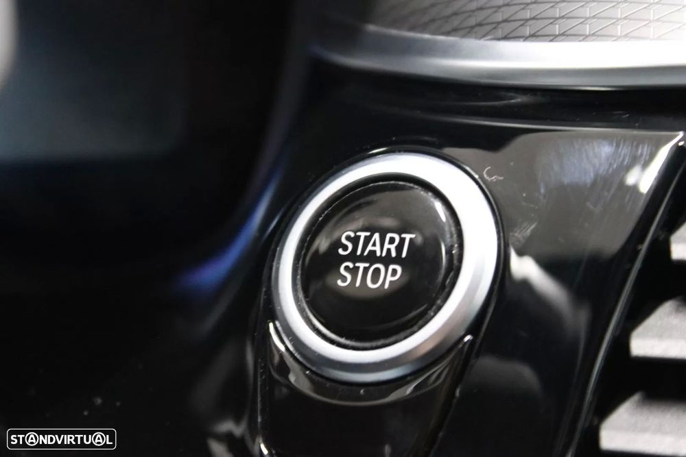 BMW 530 e Pack Desportivo M - 18