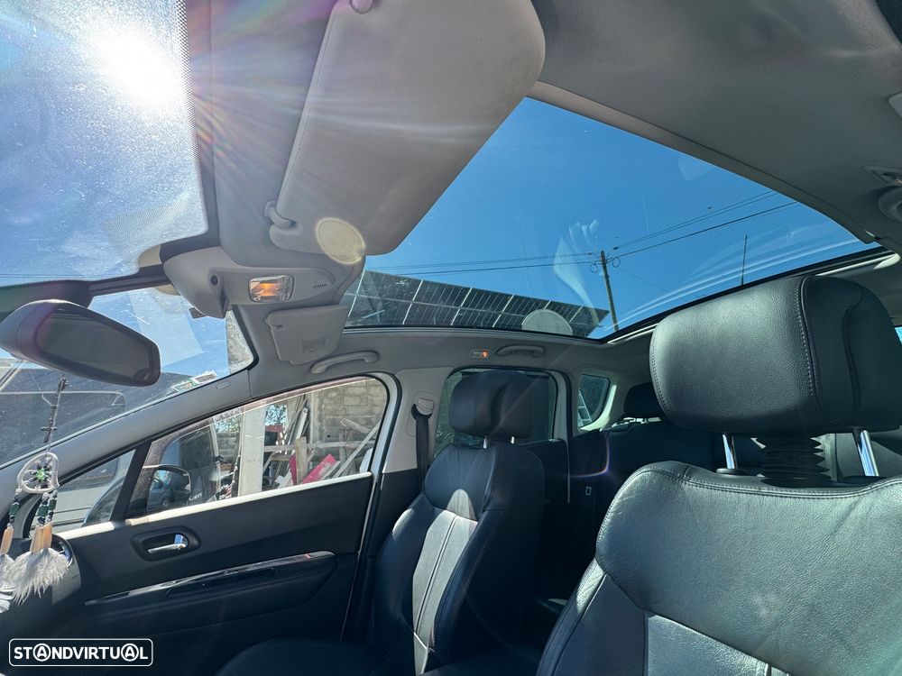 Peugeot 3008 2.0 HDi Hybrid4 - 9