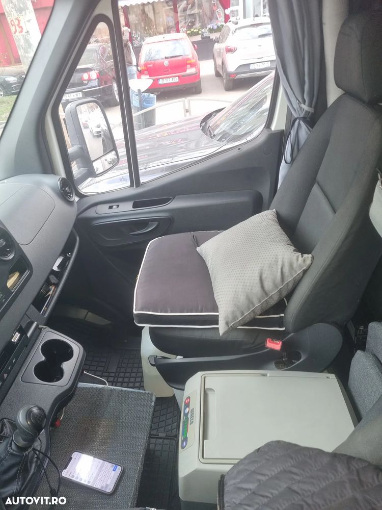 Mercedes-Benz SPRINTER - 8