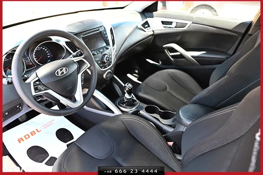 Hyundai Veloster 1.6 GDI Premium - 20