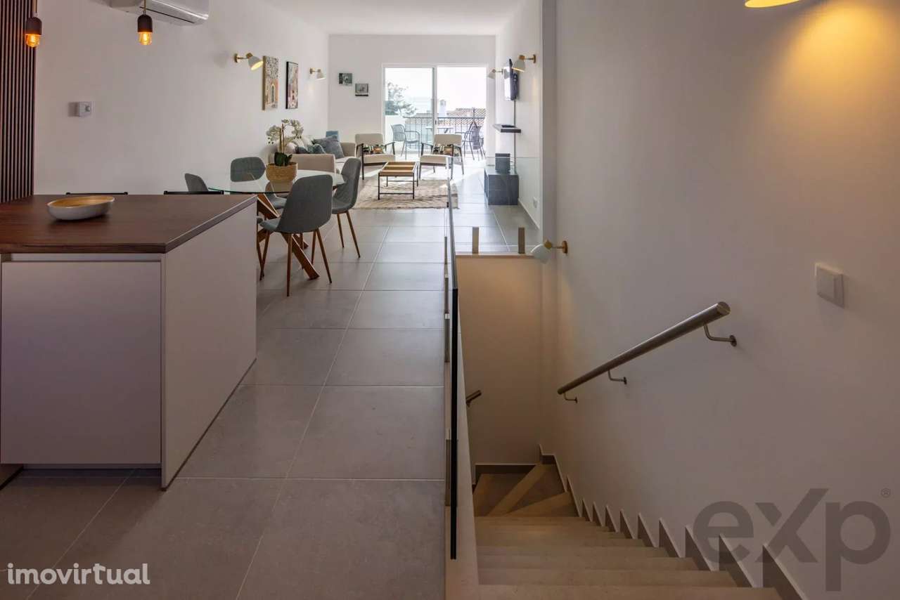 Apartamento T2 Renovado + Terraco Sul + 100m da Praia da Luz - Grande imagem: 4/22