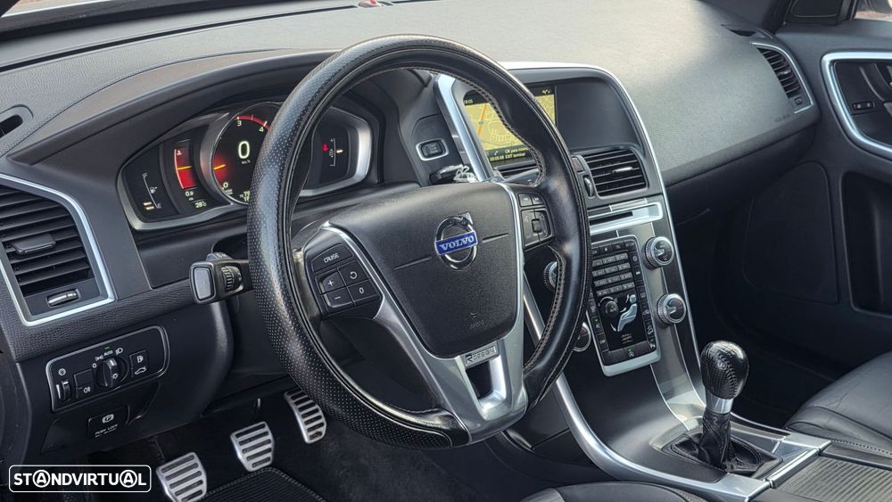 Volvo XC 60 2.4 D5 R-Design AWD S/S 139g - 12