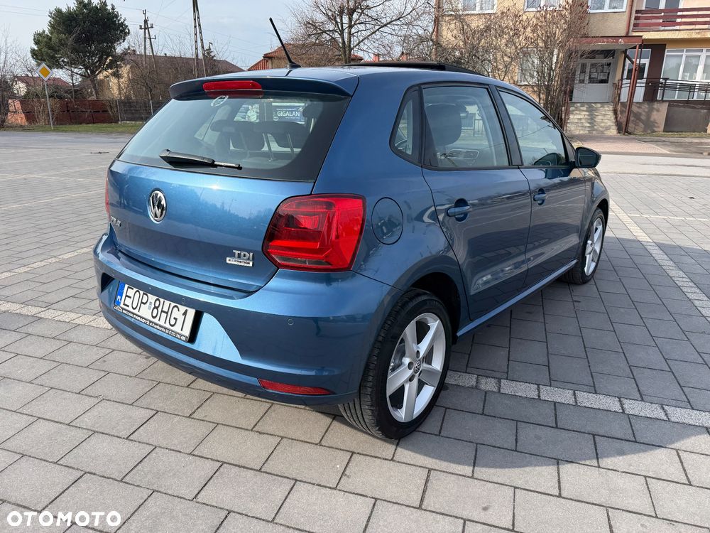 Volkswagen Polo 1.4 TDI (Blue Motion Technology) Comfortline - 24