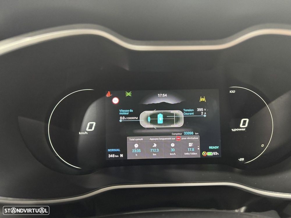 MG ZS EV 72.6 kWh Luxury - 16