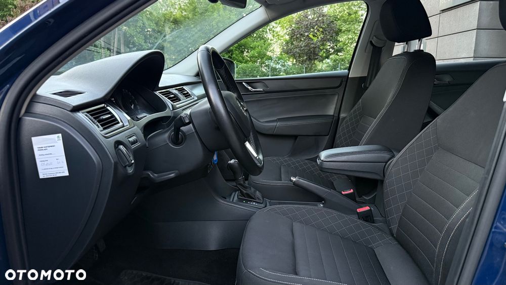 Skoda RAPID 1.2 TSI Ambition DSG - 7