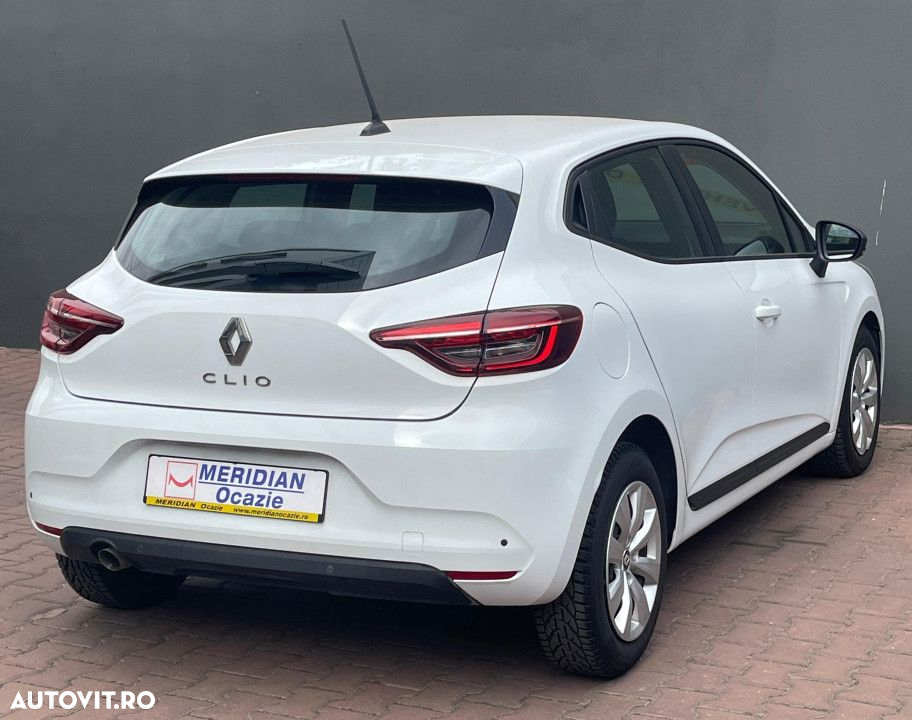 Renault Clio - 5
