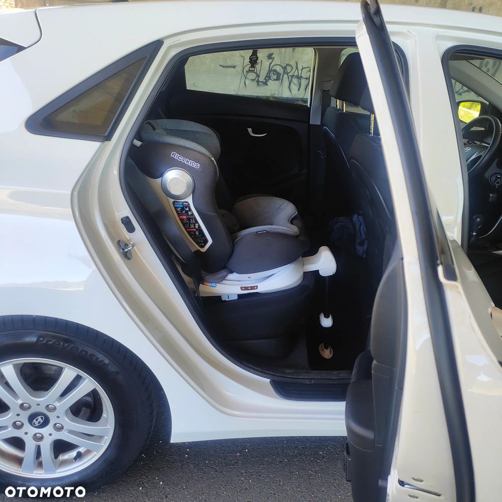 Hyundai i30 1.4 Comfort - 25