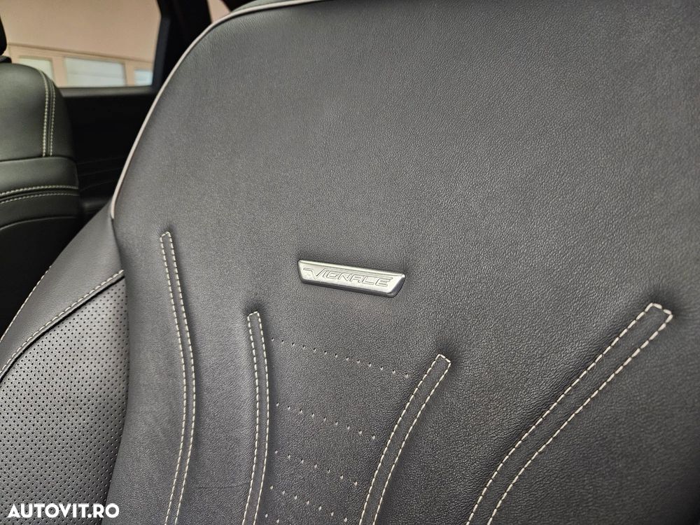 Ford Kuga 2.5 Duratec FHEV AWD Vignale - 34