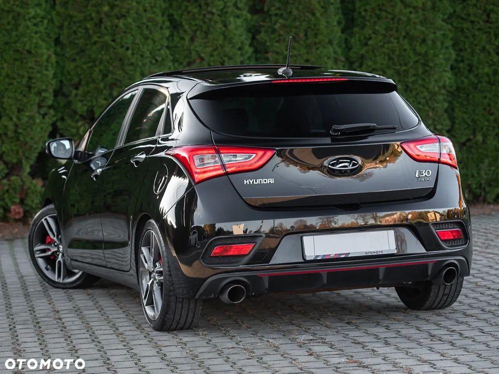Hyundai i30 1.6 T GDI Turbo - 9