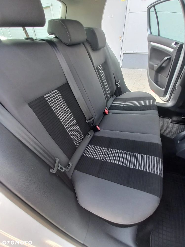 Volkswagen Golf 1.6 United - 30