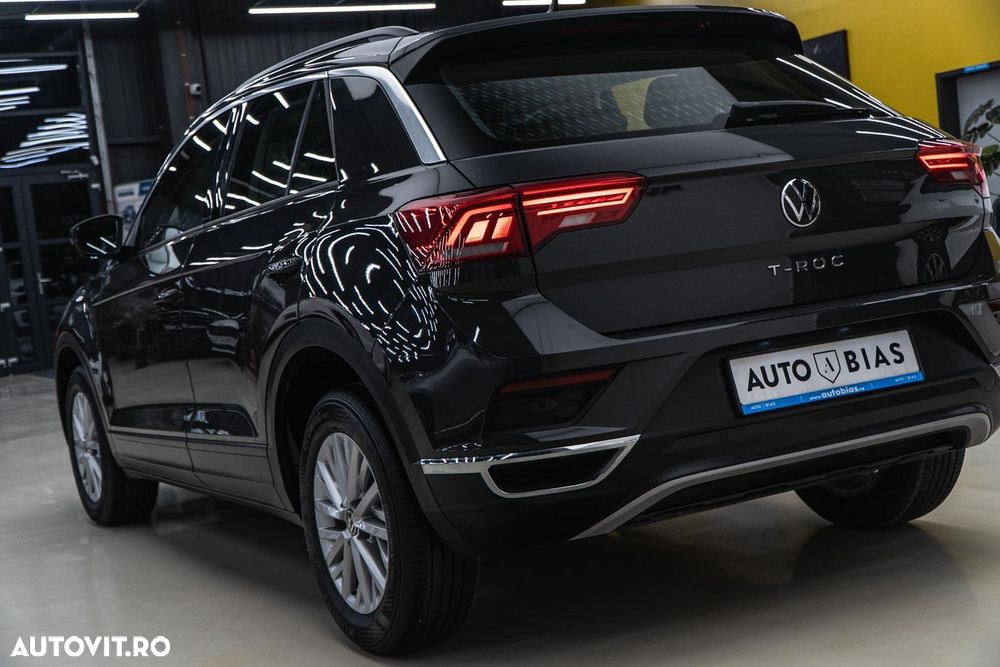 Volkswagen T-Roc 1.0 TSI OPF Style - 32