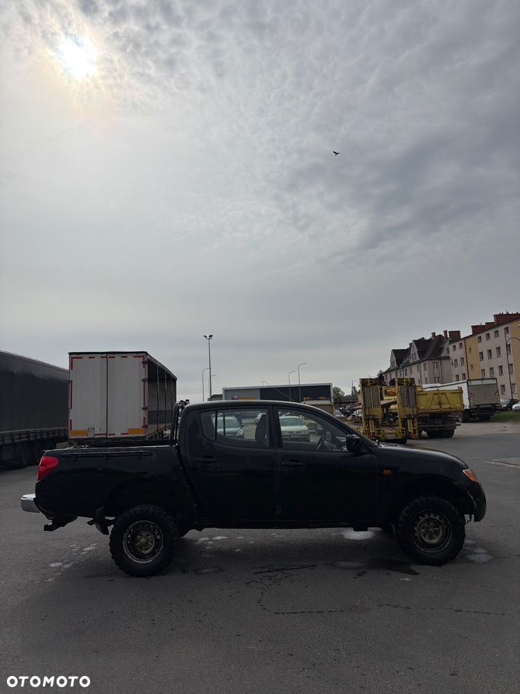 Mitsubishi L200 - 2