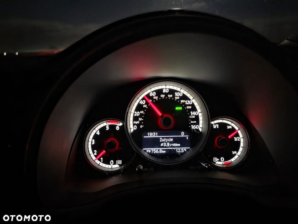 Volkswagen Beetle 2.0 TDI Sport DSG - 8