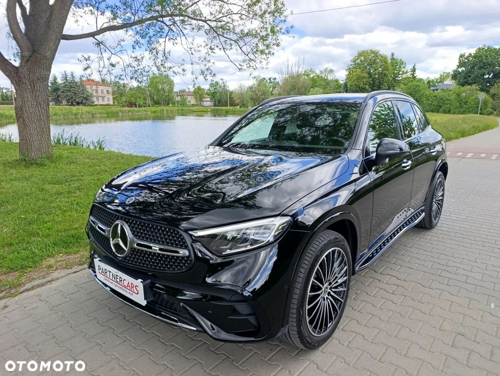 Mercedes-Benz GLC - 1