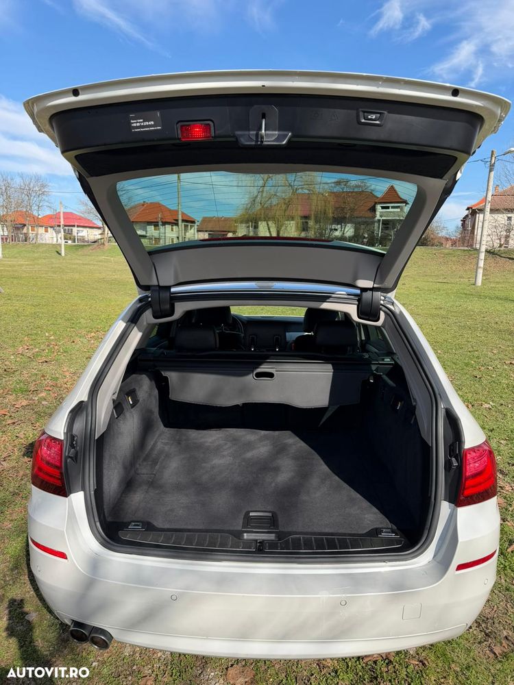 BMW Seria 5 520d Aut. Luxury Line - 8