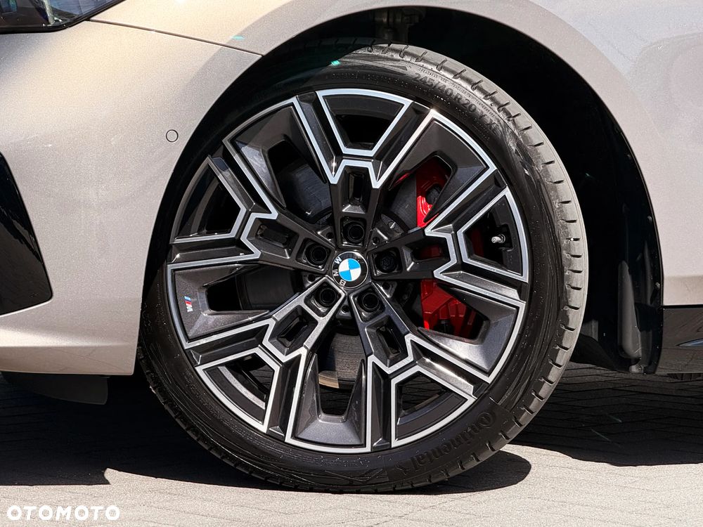 BMW Seria 5 540d xDrive - 13