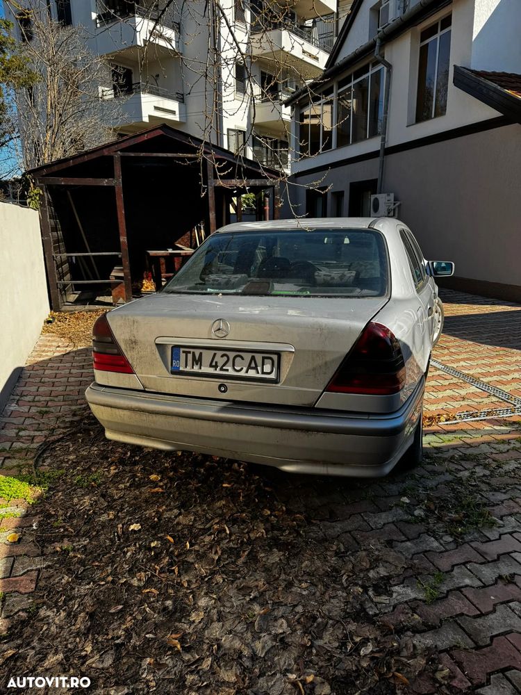Mercedes-Benz C - 5