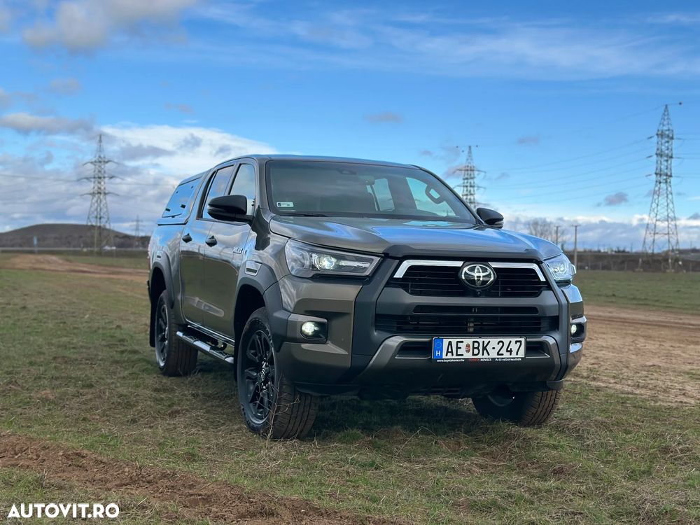 Toyota Hilux 2.8D 204CP 4x4 Double Cab AT Invincible Color Edition - 4