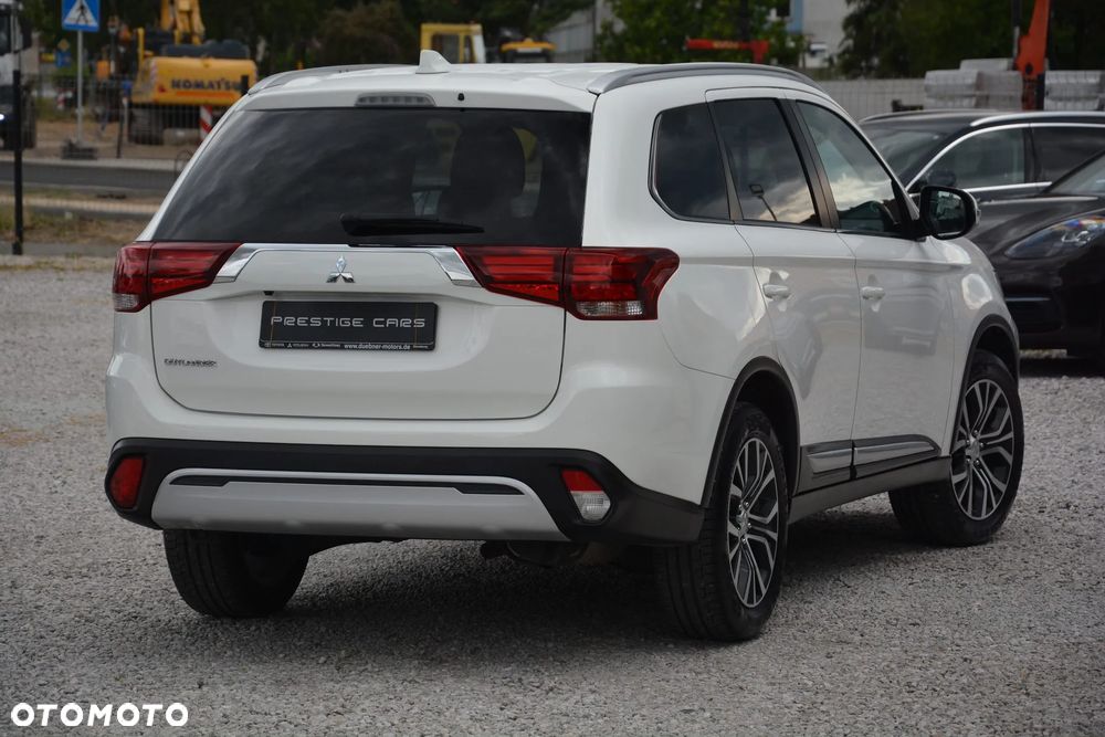 Mitsubishi Outlander - 7