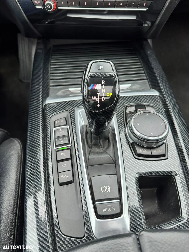 BMW X5 M M50d - 9